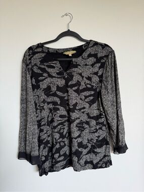 Kerry Brooke Women’s Black and Gray Patterned Long Sleeve Top